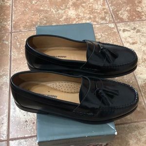 Johnston and Murphy Loafers w/tassel